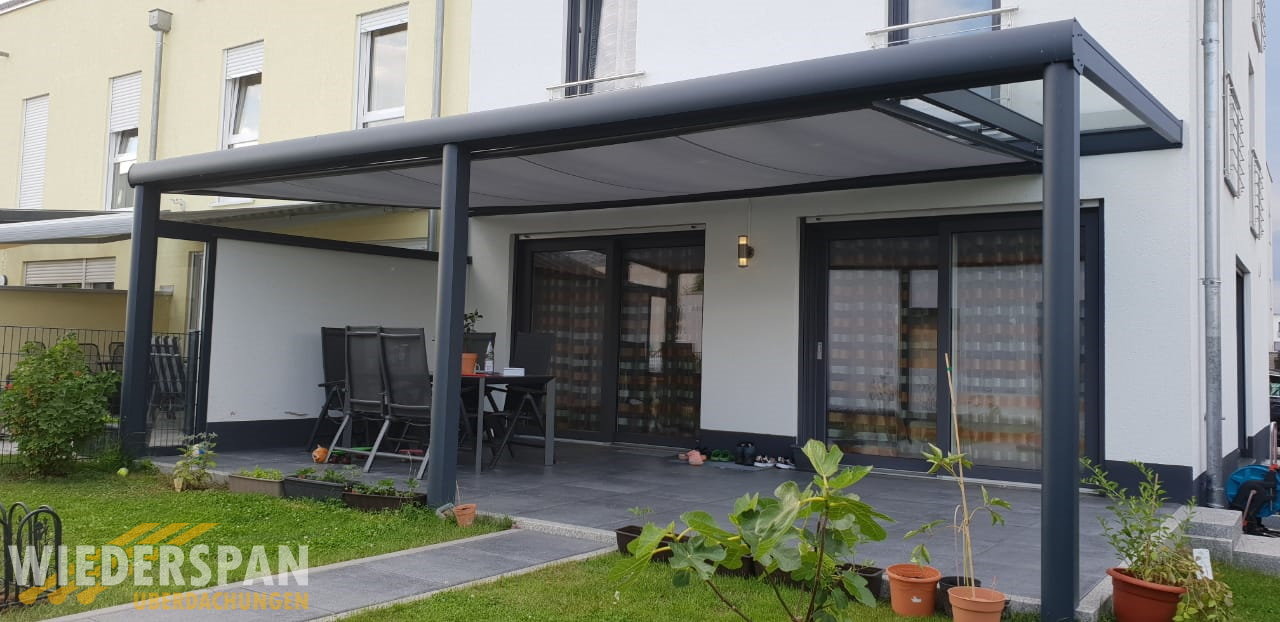Terrassenüberdachung WD200 mit Unterglasmarkise, Gershofen